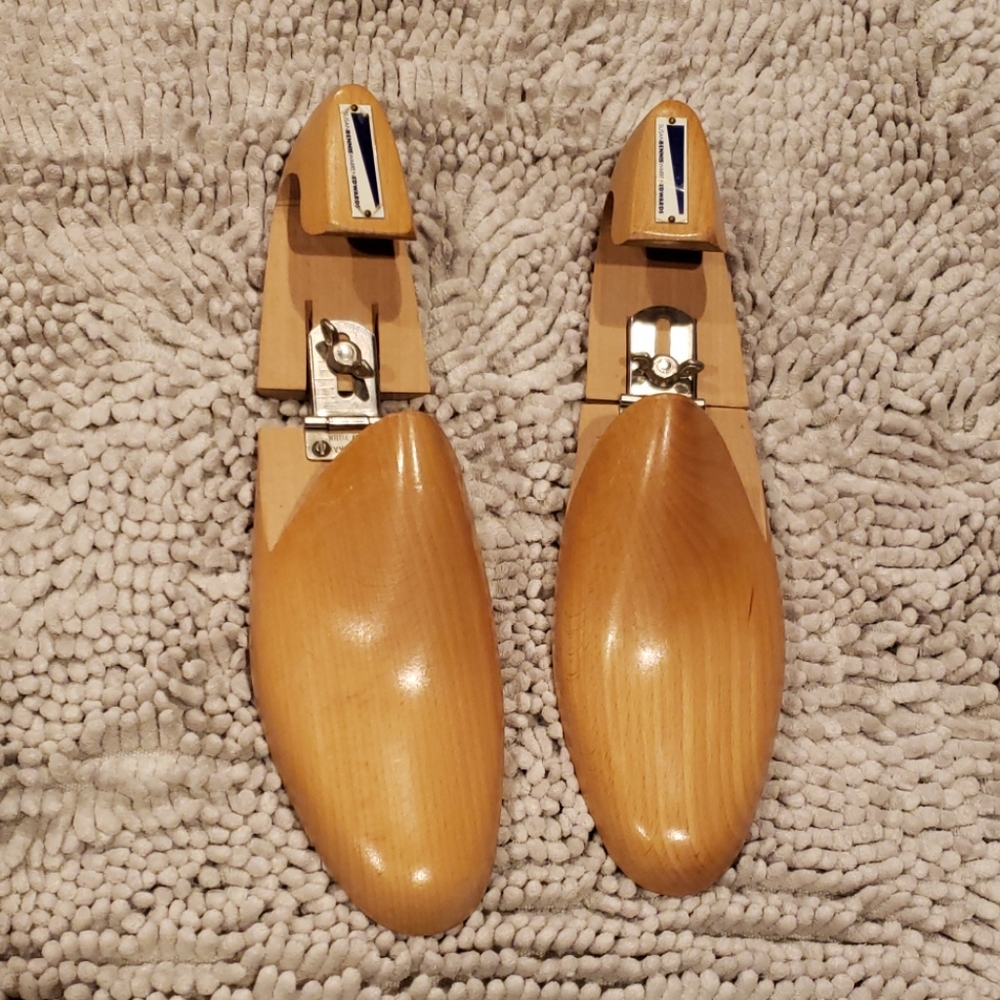 Footwear extender,  wood